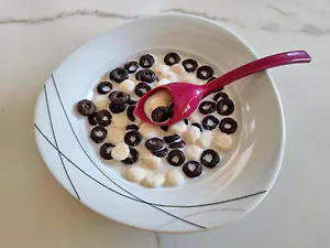 SPILLFREE SPOON - Anti-Klecker-L&ouml;ffel "BORDEAUXROT" | Suppe, Saucen...